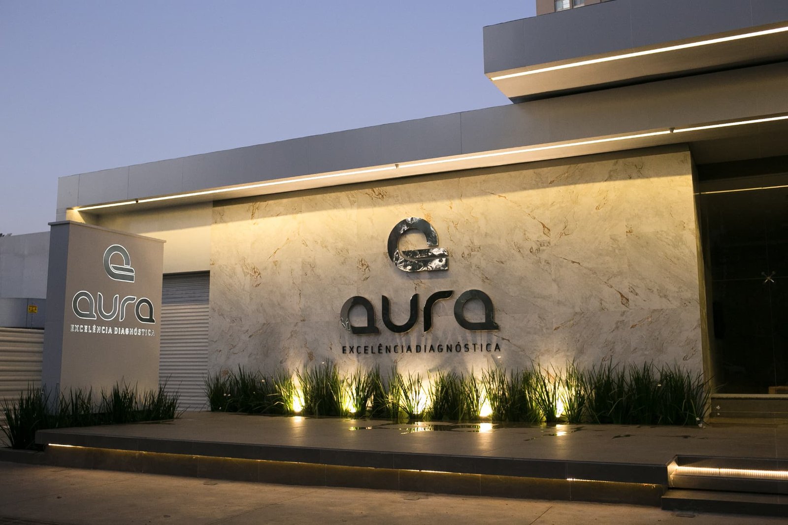 Fachada da Aura Diagnósticos na Avenida Goiás